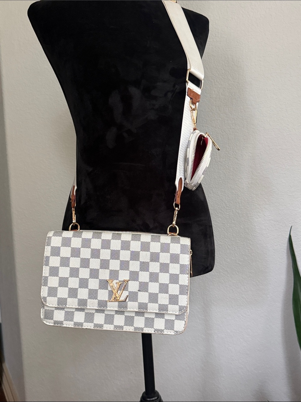 Designer-Inspired Crossbody Bag – White & Gray Checkered
 Azur Crossbody Bag